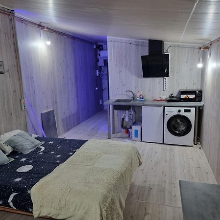 Luxury Apartament In Chisinau Ngoại thất bức ảnh